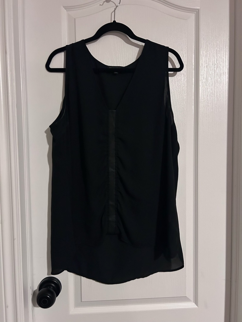 Banana Republic Black Sleeveless V-Neck Camisole